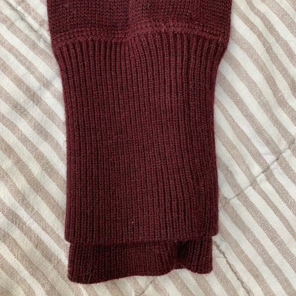 Lululemon Hooded Sweater - Picture 5 of 5